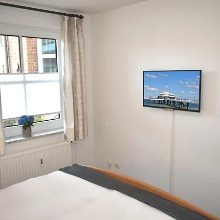 Ostseeallee 4 Nr 20 * נינדורף